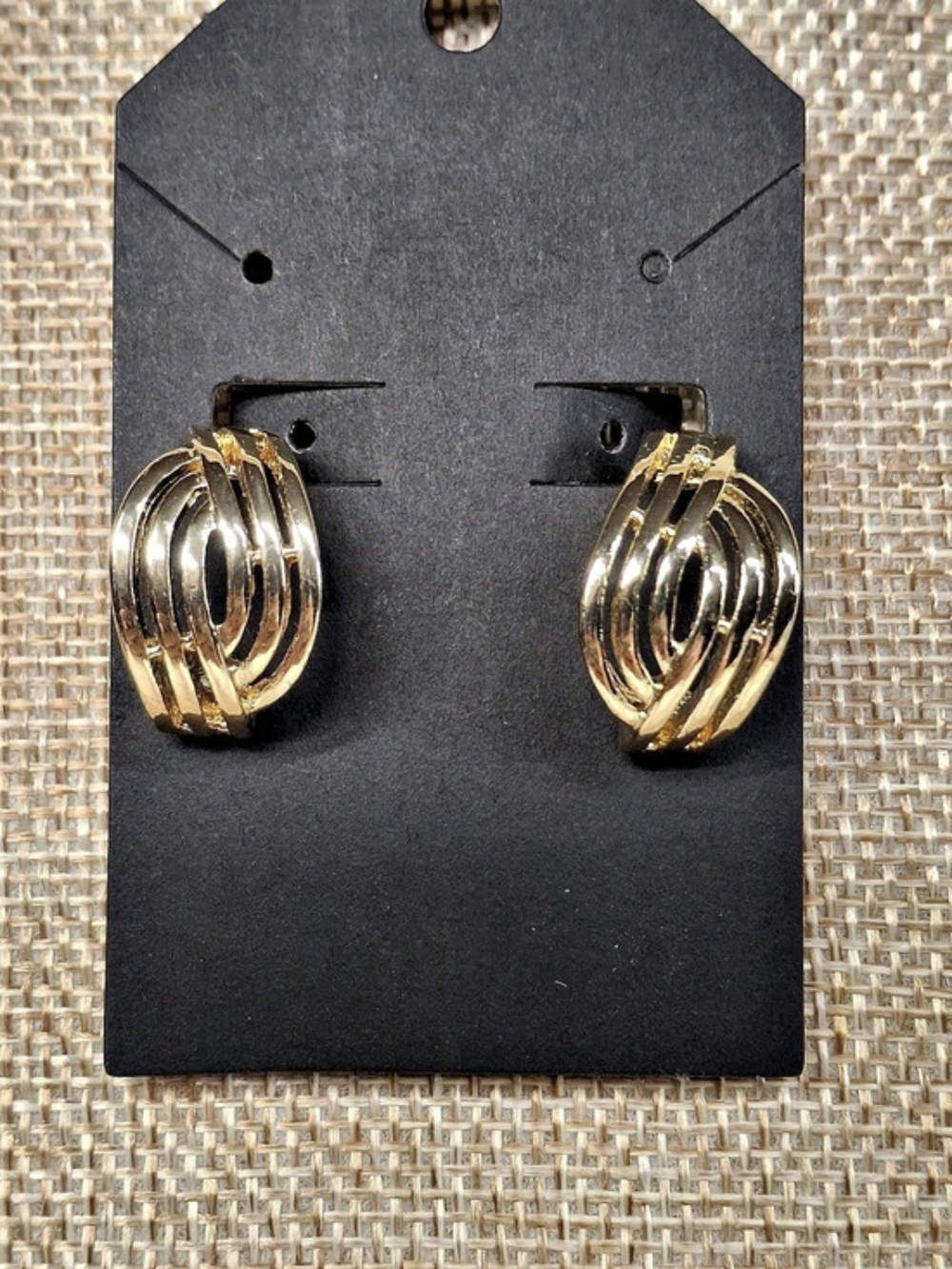 HMN Vintage Gold-Tone Statement Hoop Earrings